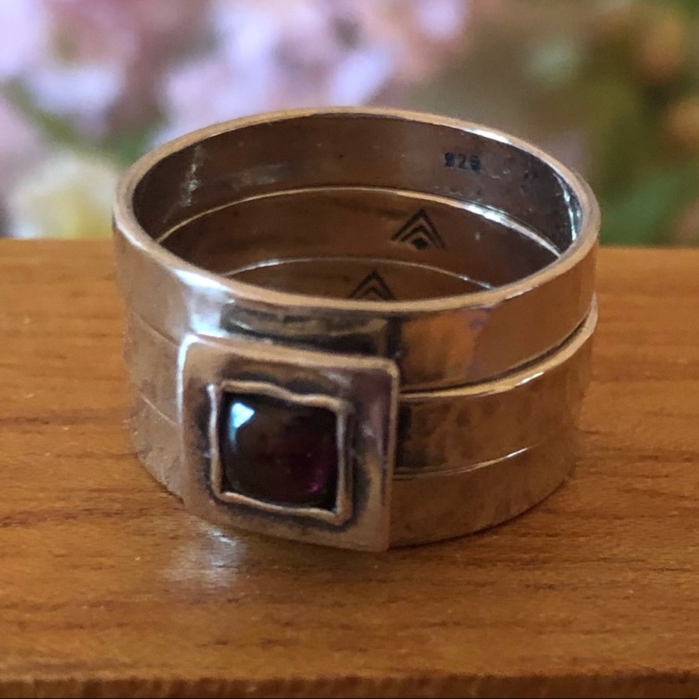 Vintage Silpada Sterling Silver Garnet Three Ring Set Size 8 - Picture 6 of 16
